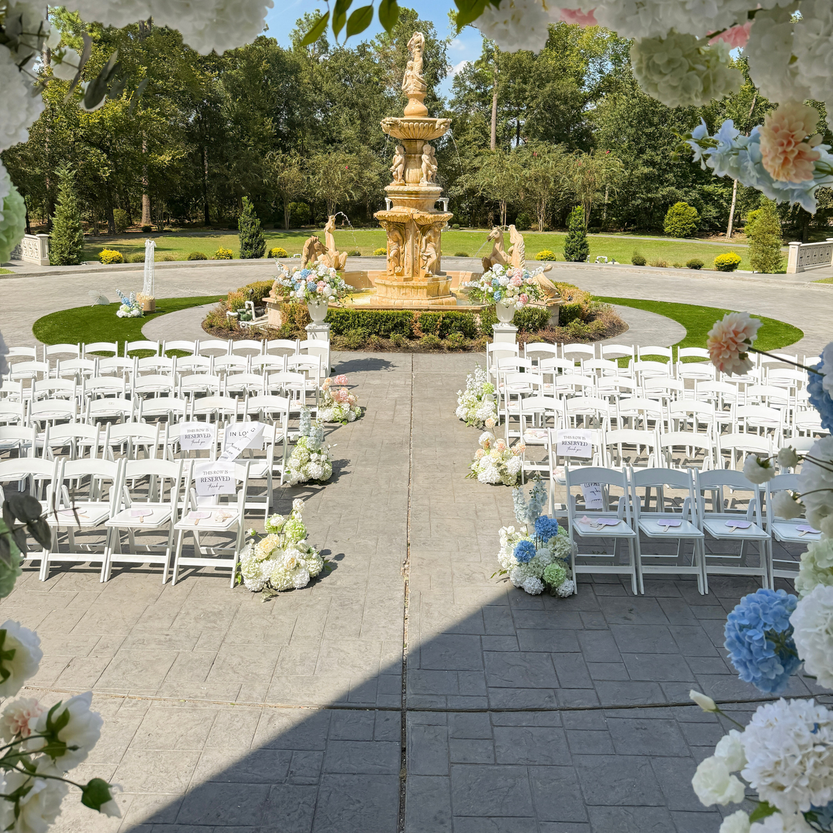 Elizabeth Aisle Flowers | Set of 8